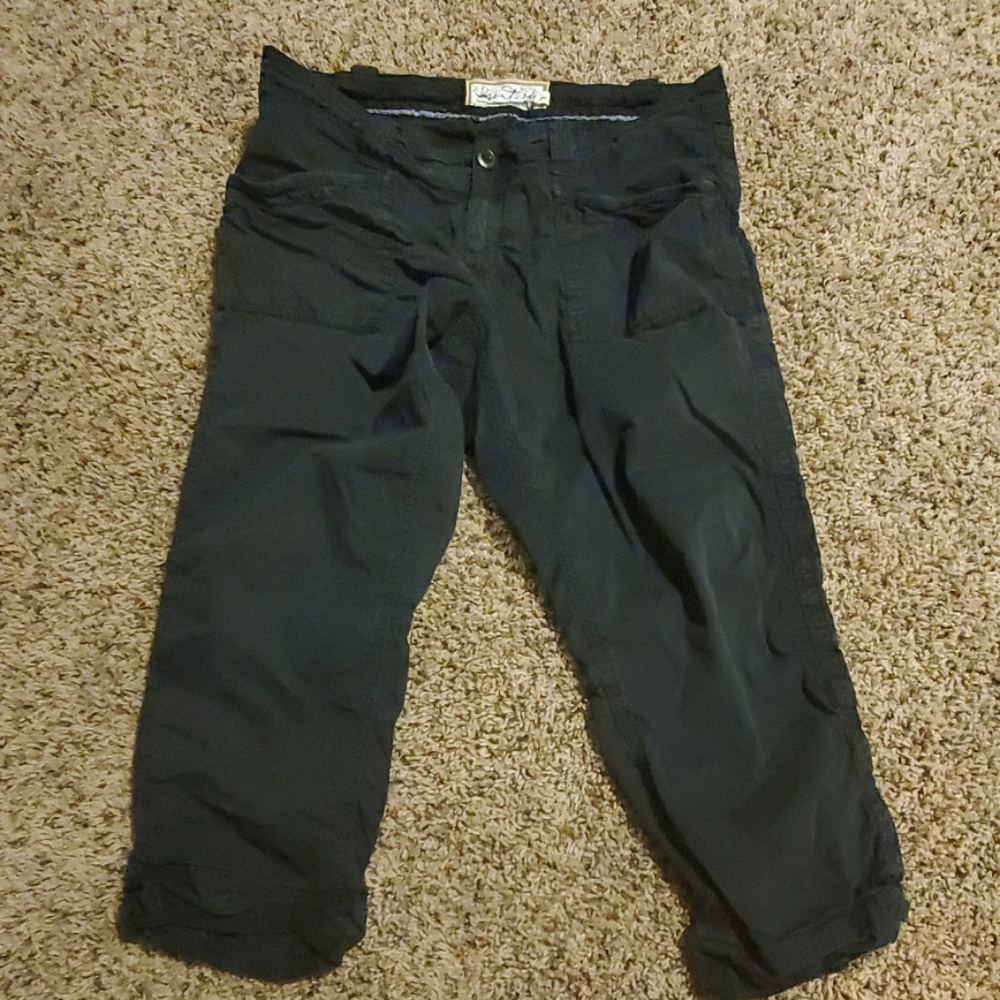 Aventura 100% Organic Cotton Black Capris